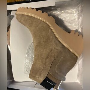 Dolce Vita Huey h20 mushroom suede 8.5 boots brand new with tags in box